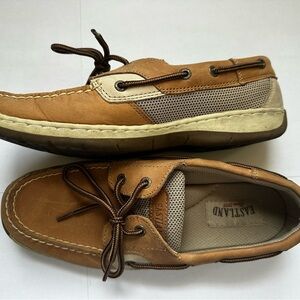 Eastland women’s Brown Boat Shoes